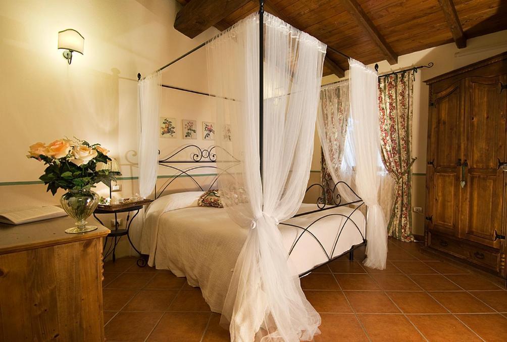 Agriturismo Poggio Di Maremma Pescia Romana Eksteriør billede